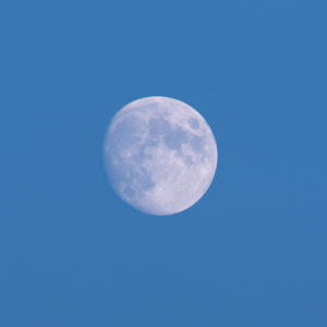 Mond in blau